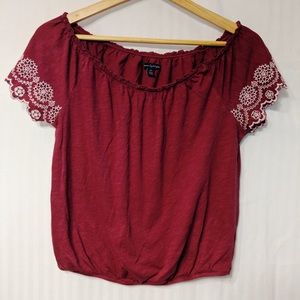Sale! 3/$15 AEO boho cropped top